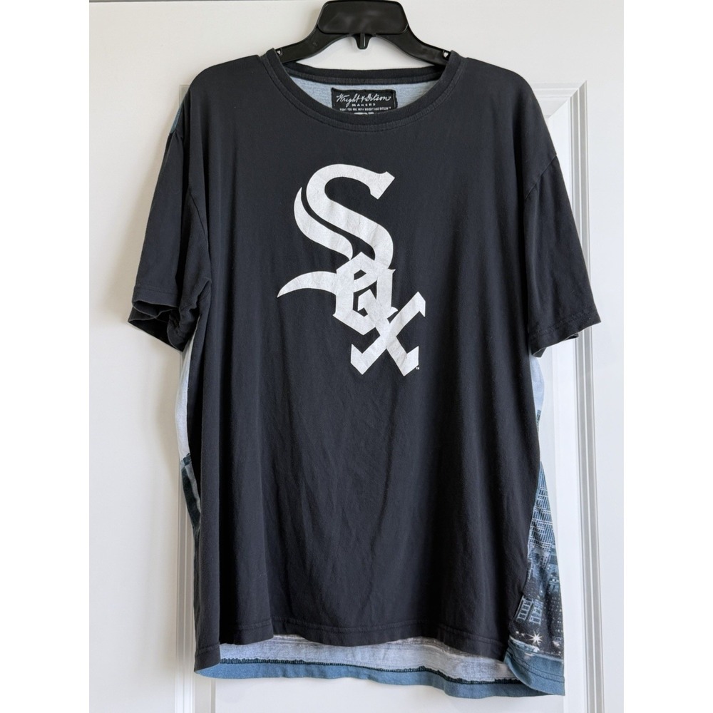 Wright & Ditson Men's Chicago White Sox All-Over Skyline T-shirt Size XL